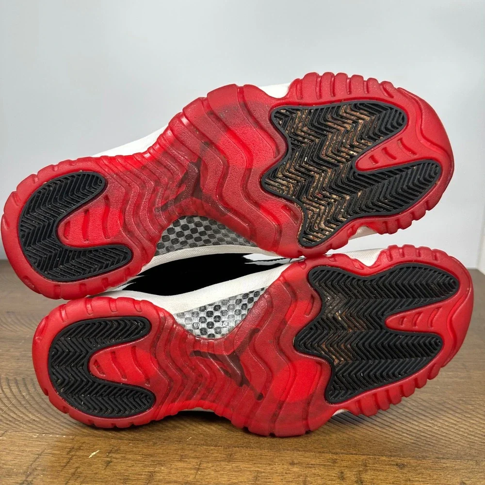 Jordan XI Bred Shoes Mens 10.5 Black Red 11 Retro Patent Leather 2001 Box + Card